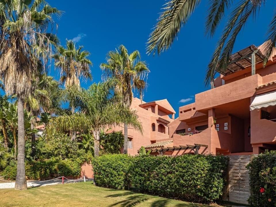 Penthouse Majestic Costa Golf Casares Lägenhet Exteriör bild